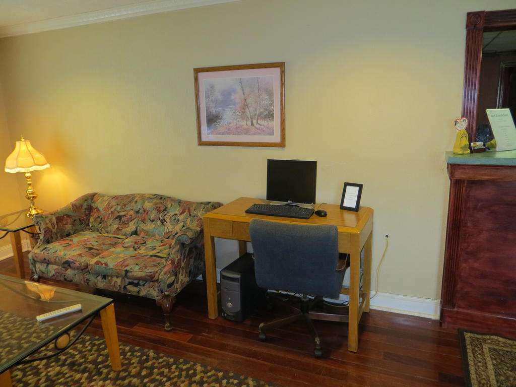 Americourt Hotel And Suites - Elizabethton 외부 사진