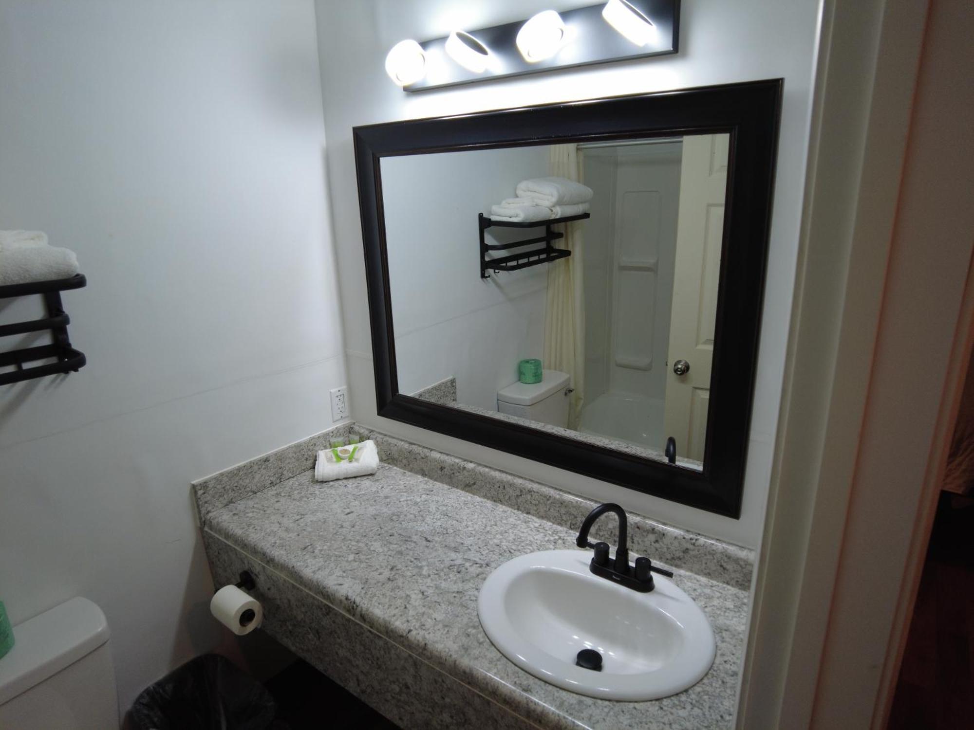 Americourt Hotel And Suites - Elizabethton 외부 사진